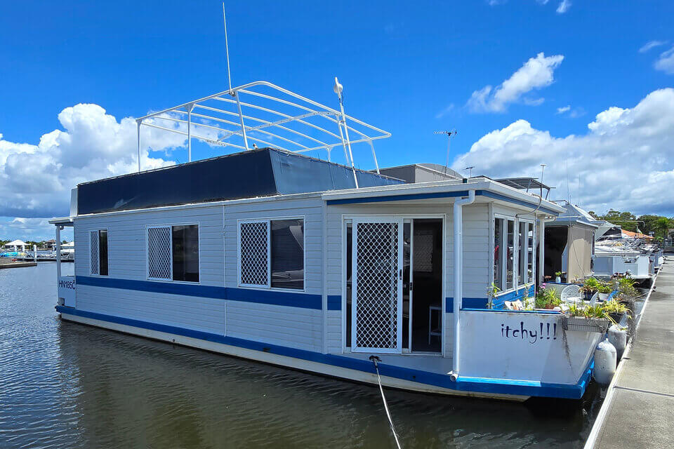 Glasscraft 45ft Houseboat