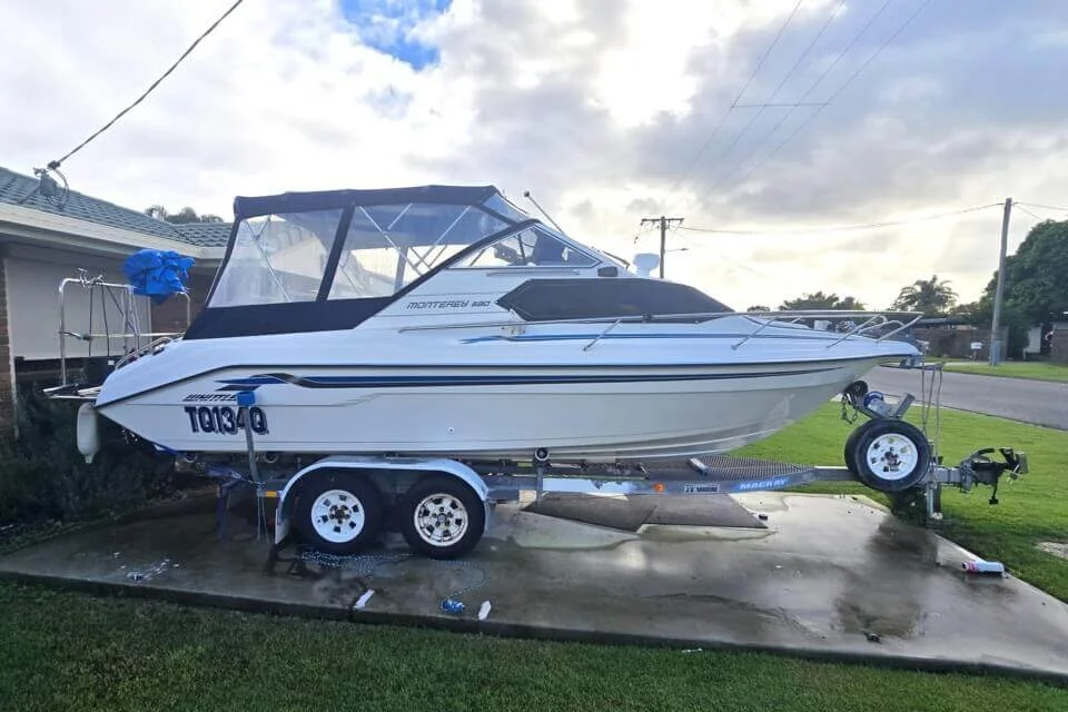 Infinite Marine Brokers – Whittley Monteray 580 web